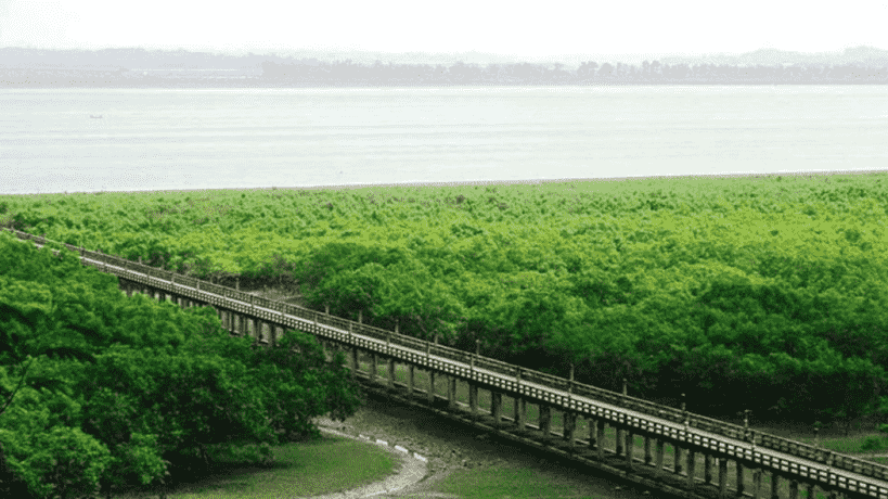 কক্সবাজার জেলার মহেশখালী দ্বীপ